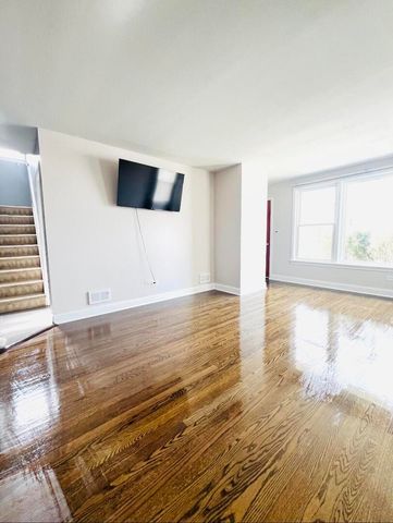3529 N George Street, Franklin Park, IL 60131