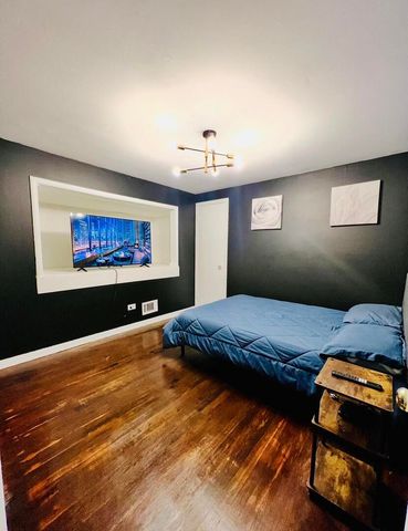 3529 N George Street, Franklin Park, IL 60131