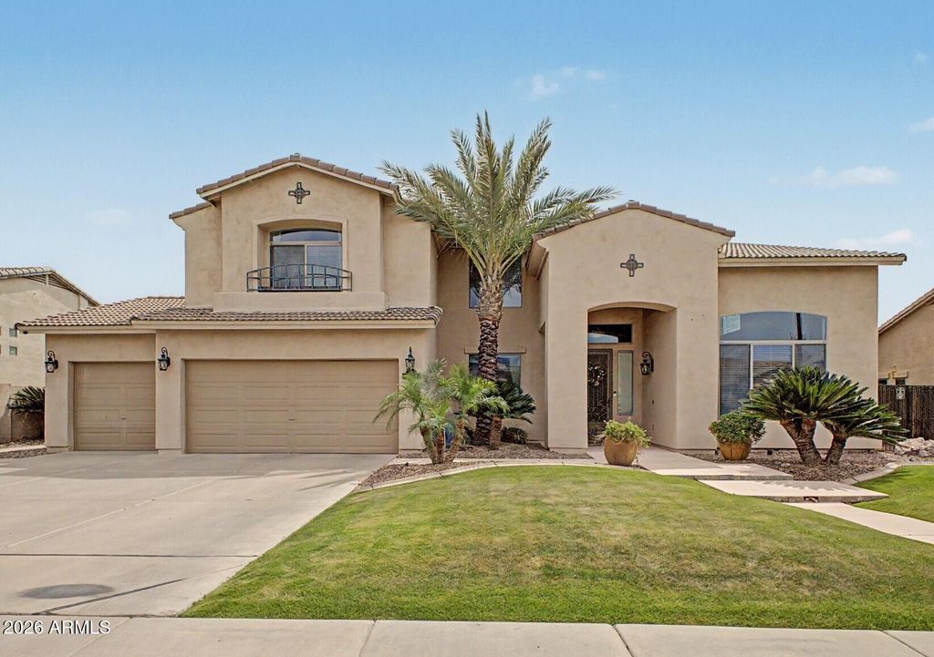 3595 E Latham Way, Gilbert, AZ 85297