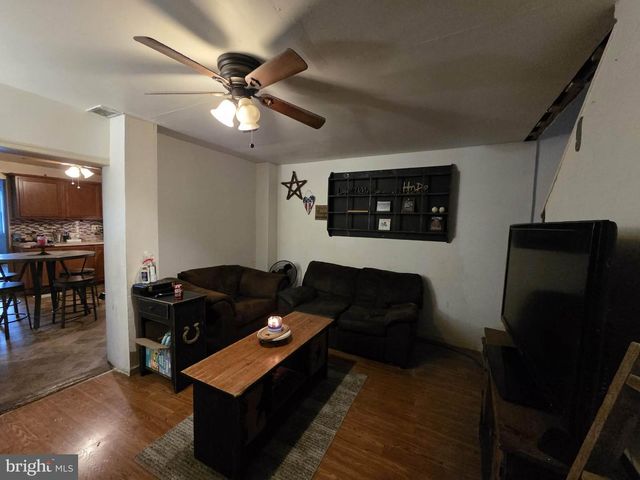 217 JAMES ST, Hagerstown, MD 21740