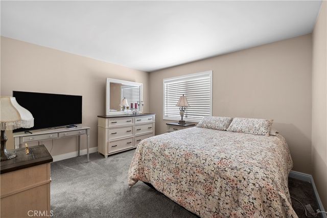 26806 Claudette Street 323, Canyon Country, CA 91351