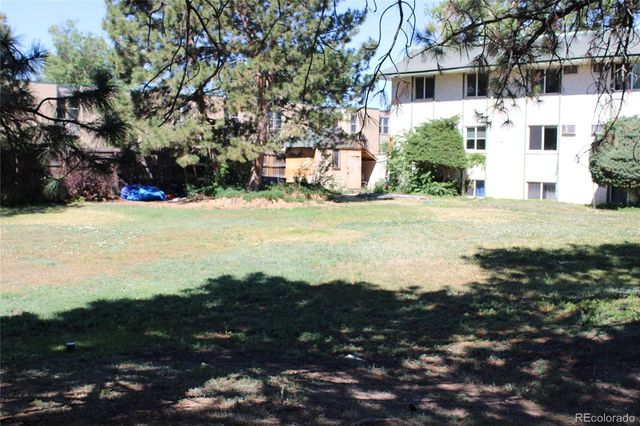 8822 E Florida Avenue 206, Denver, CO 80247