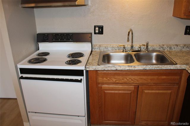 8822 E Florida Avenue 206, Denver, CO 80247