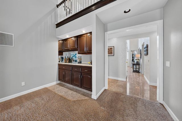 8893 Chestnut Run Drive, Shelby Twp, MI 48317