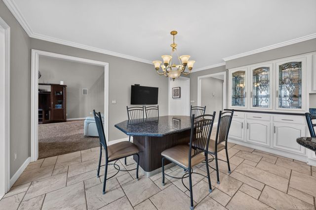 8893 Chestnut Run Drive, Shelby Twp, MI 48317