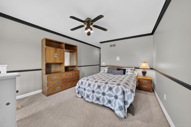 8893 Chestnut Run Drive, Shelby Twp, MI 48317