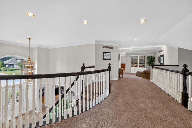 8893 Chestnut Run Drive, Shelby Twp, MI 48317