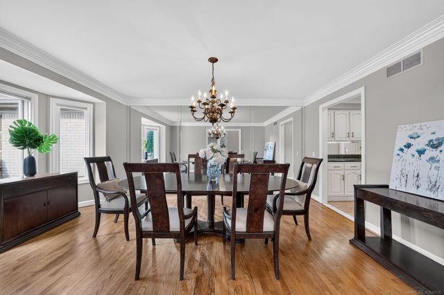 8893 Chestnut Run Drive, Shelby Twp, MI 48317