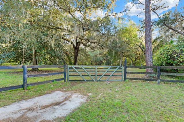 4704 NE 255TH DRIVE, Melrose, FL 32666