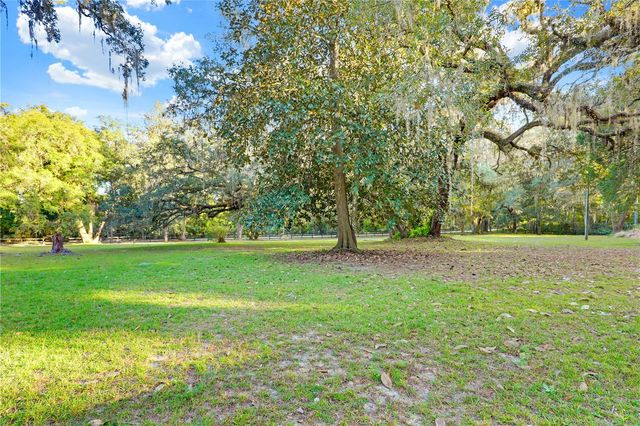 4704 NE 255TH DRIVE, Melrose, FL 32666