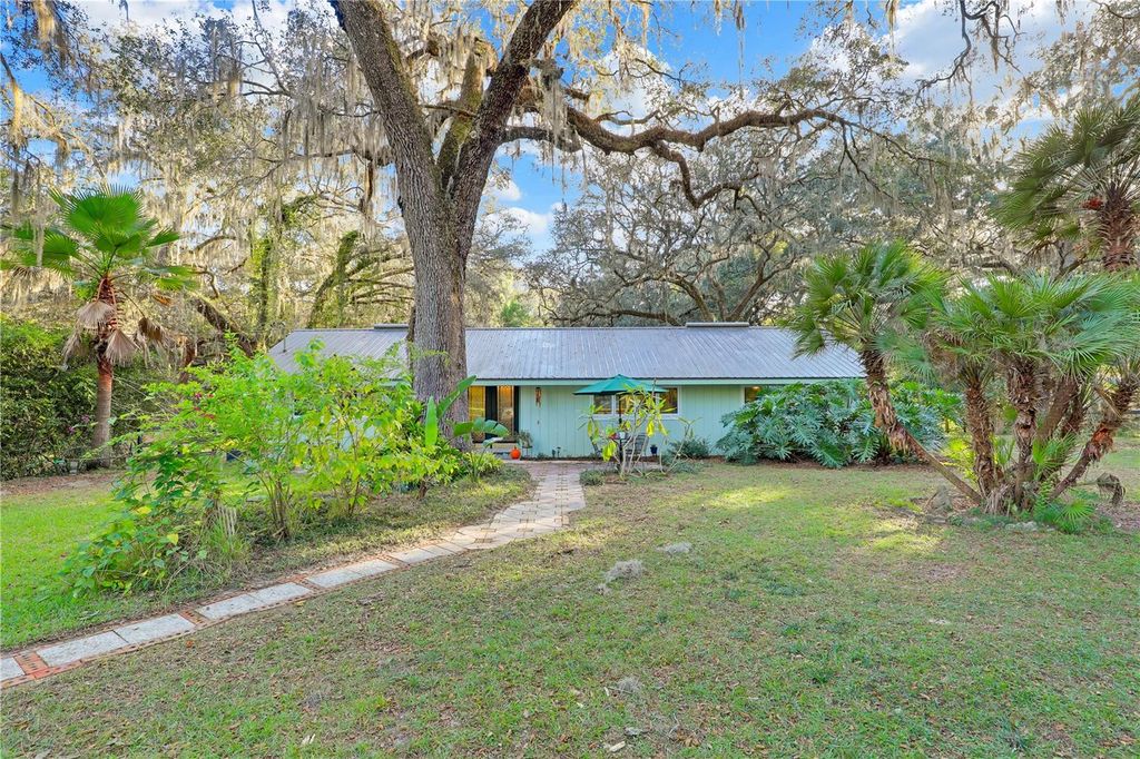 4704 NE 255TH DRIVE, Melrose, FL 32666