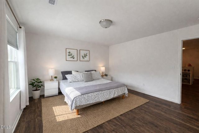 656 Bent Willow Drive, Clayton, NC 27527