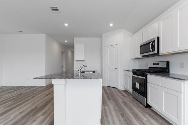 3019 Scarlet Ibis Drive, Texas City, TX 77590