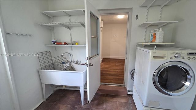 1245 Coral Lane, Hollywood, FL 33019