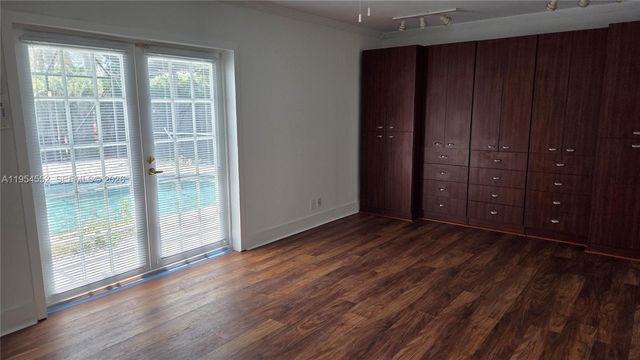 1245 Coral Lane, Hollywood, FL 33019