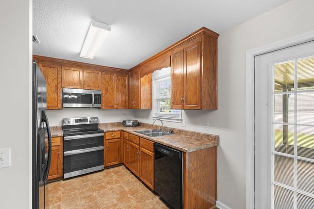 154 Joe Walding Dr, Midland City, AL 36350