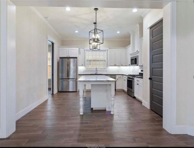 4002 Heru Court, College Station, TX 77845