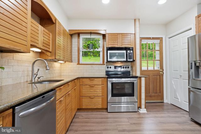 4545 N RIVER DR, Bensalem, PA 19020