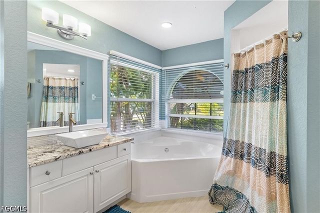 2101 SW 29th TER, Cape Coral, FL 33914