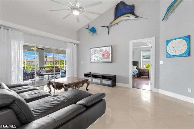 2101 SW 29th TER, Cape Coral, FL 33914