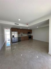 14577 SW 261st Ter 14577, Homestead, FL 33032