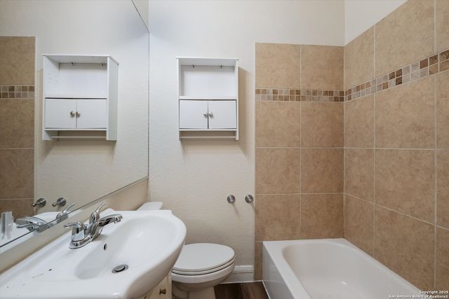 11242 Butterfly Bush, San Antonio, TX 78245