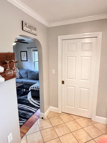 17 Walton Road, Plaistow, NH 03865