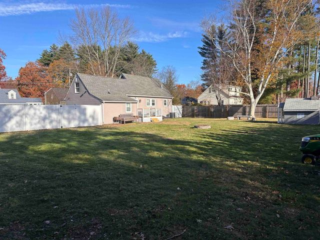 17 Walton Road, Plaistow, NH 03865