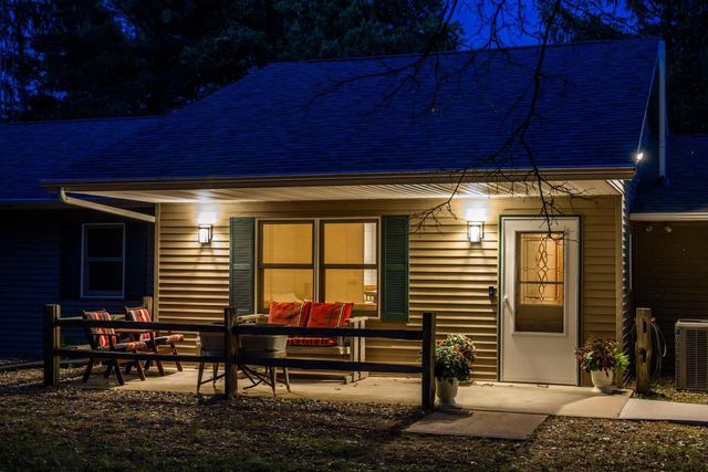 1054 W 13th Lane, Arkdale, WI 54613