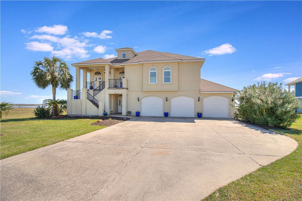 20 Southpointe, Rockport, TX 78382 — exterior