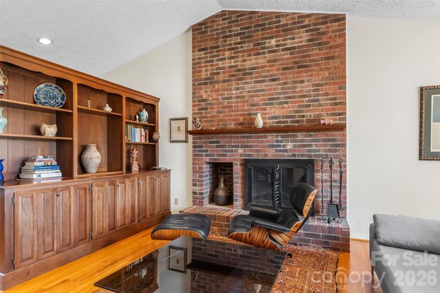 402 Catawba Street, Morganton, NC 28655