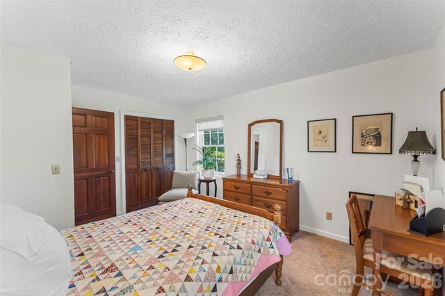 402 Catawba Street, Morganton, NC 28655