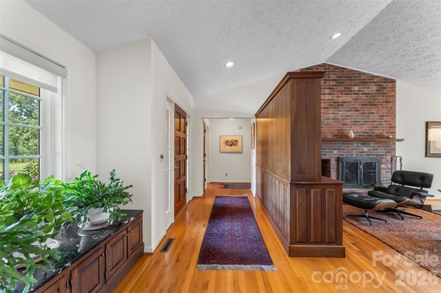 402 Catawba Street, Morganton, NC 28655
