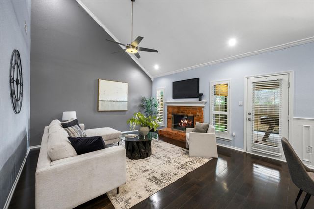 1819 Sandalwood Lane, Grapevine, TX 76051