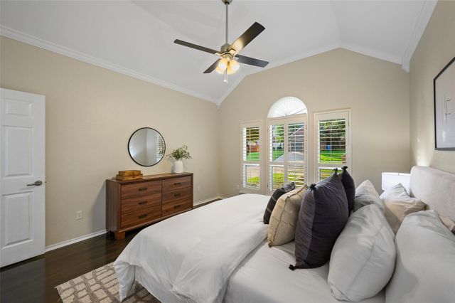 1819 Sandalwood Lane, Grapevine, TX 76051