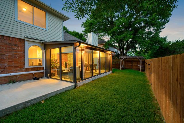 1819 Sandalwood Lane, Grapevine, TX 76051