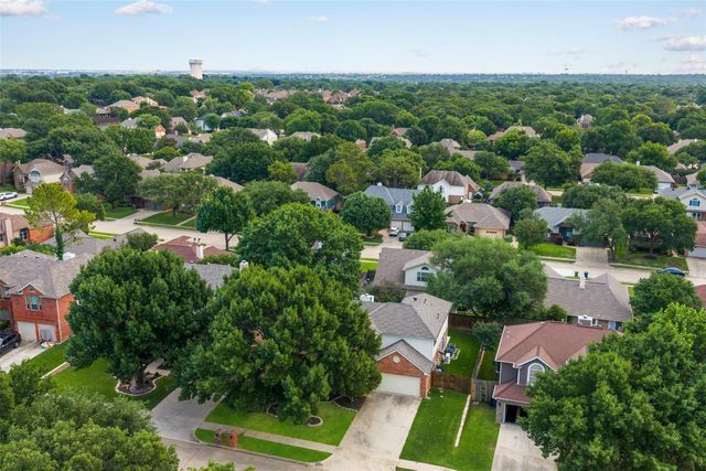 1819 Sandalwood Lane, Grapevine, TX 76051