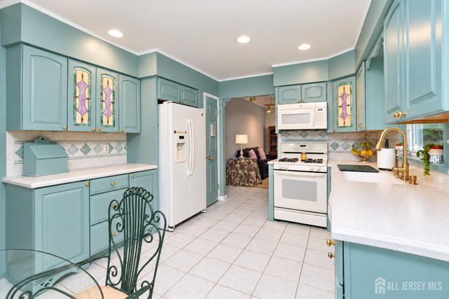 23 Merritt Terrace, Old Bridge, NJ 07747