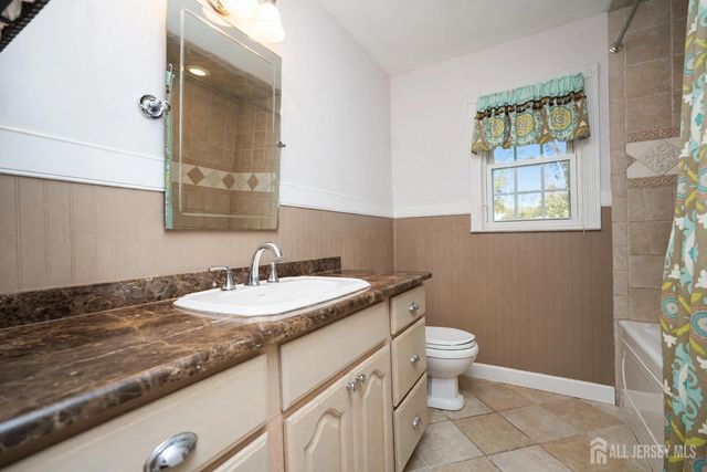 23 Merritt Terrace, Old Bridge, NJ 07747