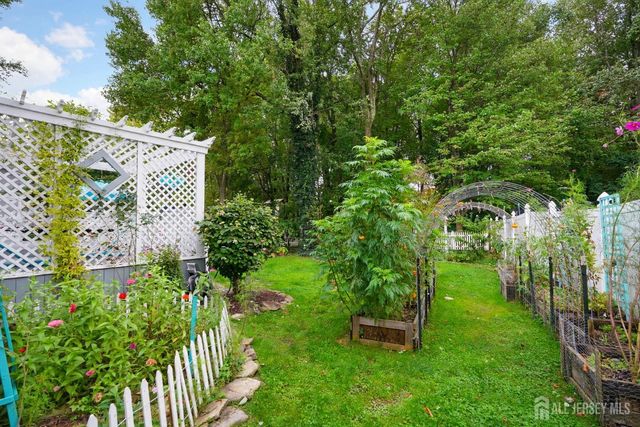 23 Merritt Terrace, Old Bridge, NJ 07747