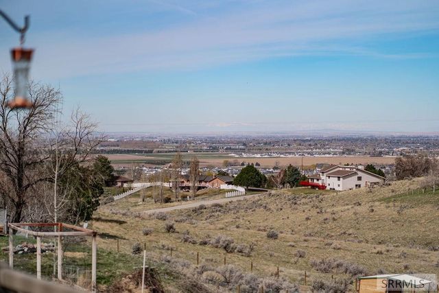 5167 E 65th S, Idaho Falls, ID 83406