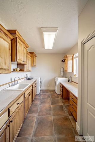 5167 E 65th S, Idaho Falls, ID 83406