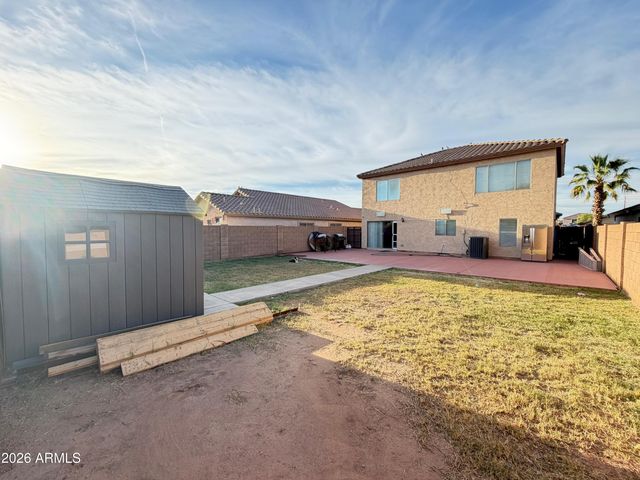 6427 W CORDES Road, Phoenix, AZ 85043