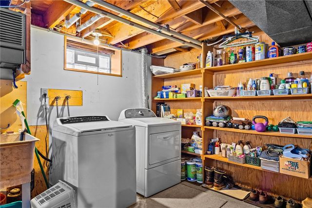 539 Fox Meadow Road, Greece, NY 14626