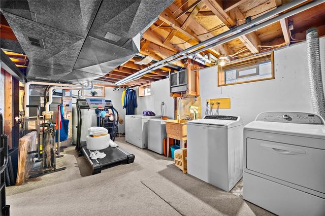 539 Fox Meadow Road, Greece, NY 14626