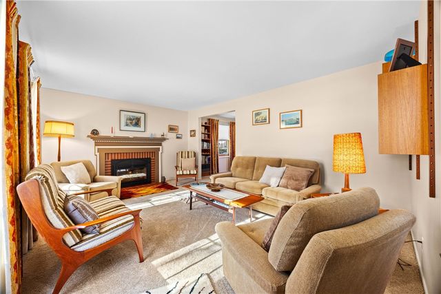 539 Fox Meadow Road, Greece, NY 14626