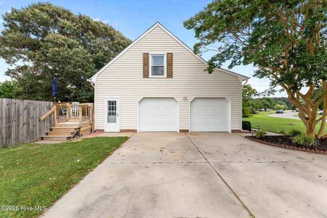 116 Kingsway Way, Moyock, NC 27958