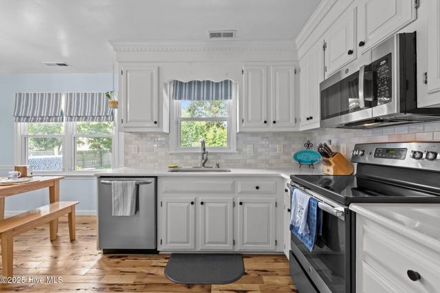 116 Kingsway Way, Moyock, NC 27958