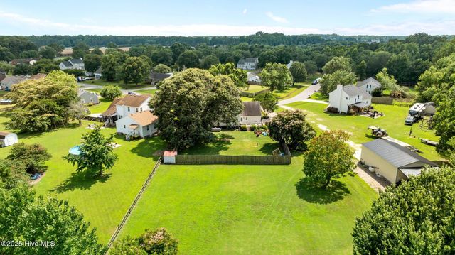116 Kingsway Way, Moyock, NC 27958