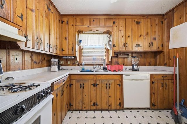 4 Wakefield Place, Rome, GA 30165